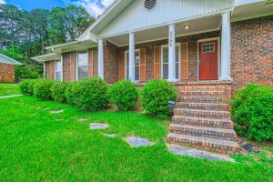 Exterior Front Entry